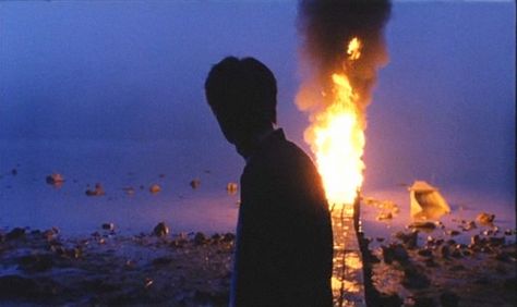 "Distance" (2001, Hirokazu Koreeda) Hirokazu Koreeda, Late Night Show, Still Frame, Film Lovers, Screen Caps, City Of Angels, Framing Photography, Realistic Art, Film Stills