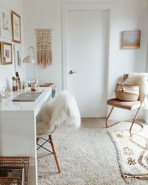 Beige gets a bad rap, but it has a lot going for it: it's timeless, calming, is far less trendy than gray and less sterile than white, and it serves as a great backdrop for more exciting things. Decor Studio, Dekorasi Kamar Tidur, White Room, Retro Home Decor, A Desk, Office Inspiration, Retro Home, Home Office Design, Minimalist Bedroom