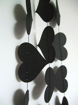 black heart garland Garland Inspiration, Black Garland, Vday Party, Vday Decor, I Hate Valentine's Day, Hate Valentines Day, Minimalist Nail, Anti Valentines, Garland Diy