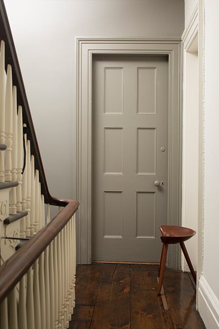 Ideas for Beautifully Painted Hallways - Benjamin Moore's Pashmina AF-100. Via @benjamin_moore Painted Hallways, Best Hallway Paint Color, Benjamin Moore Pashmina, Red Feature Wall, Neutral Hallway, Painted Hallway, Hallway Paint Colors, Hallway Paint, Bold Paint Colors