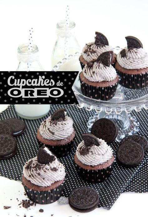 Cupcakes de oreo (nueva receta más esponjosa y con más OREO) Cupcakes Oreo, Nutella Cupcakes, Cupcakes Decorados, Oreo Cupcakes, Oreo Recipes, Cupcake Flavors, Oreo Cake, Yummy Cupcakes, Cupcake Cookies