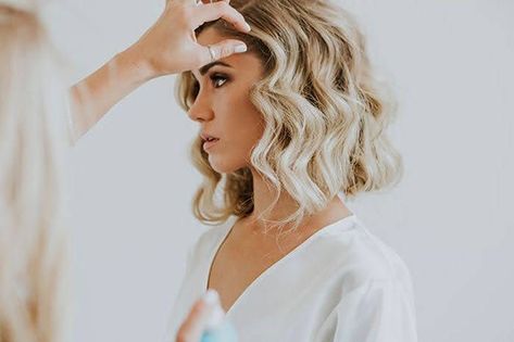 Brides With Short Hair, Hairstyles For Brides, Short Hair Bride, Romantic Hairstyles, Peinados Fáciles Para Cabello Corto, Short Wedding Hair, Trending Hairstyles, Bridal Hair And Makeup, Formal Hairstyles