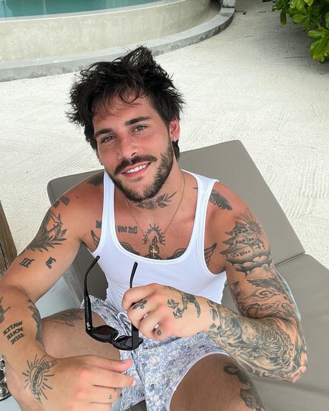 Brayden Bradshaw | just one happy man | Instagram Savio Falcone, Brayden Bradshaw, Hearts Aesthetic, Happy Man, Twisted Heart, Inked Men, Men's Muscle, Original Character, August 8