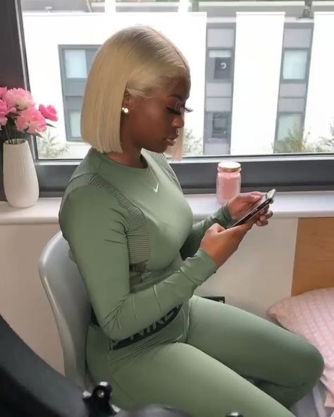 Blonde Bob Black Women, Bob Black Women, Bob Black, Color Streaks, Lace Fronts, Bob Lace Front Wigs, Blonde Lace Front Wigs, 613 Blonde, Sew Ins