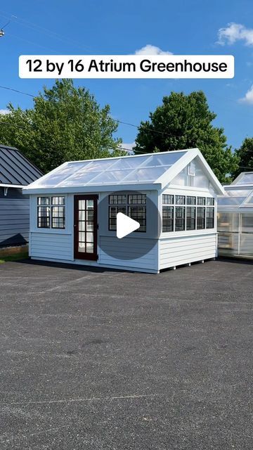 Lapp Structures LLC on Instagram: "So many ways to customize your Greenhouse! ☀️🌺

#greenhouse #gardendesign #gardening #indoorplants #sheshed #tinyhouse" Small Green House Ideas, Slant Roof Greenhouse, Small Green House, Roof Greenhouse, Green House Ideas, Greenhouse Shed Combo, Greenhouse Shed, She Sheds, Tiny Homes