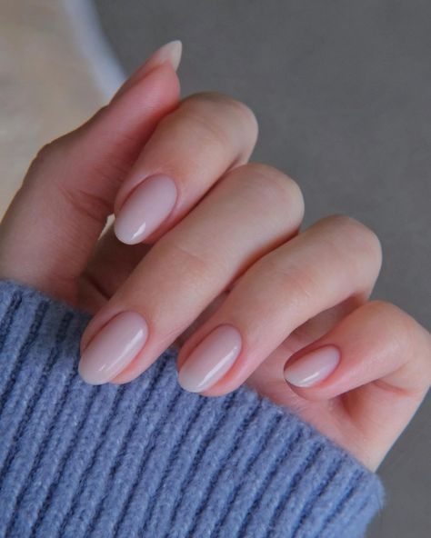 35 Simple Nails for 2024 to Inspire You Pink Person, Elegant Touch Nails, Minimalist Nail, Milky Nails, Manikur Kuku, Matte Top Coat, Simple Gel Nails, Work Nails, Blush Nails