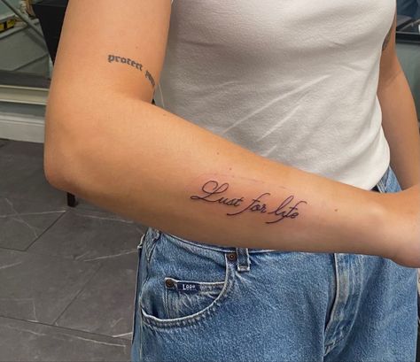 Lana Del Ray Tatoos, Lama Del Rey Tattoo, Nfr Tattoo Lana Del Rey, Lana Del Rey Text Tattoo, Lana Del Rey Tattoos Ideas, Lana Del Ray Inspired Tattoos, Get Free Lana Del Rey Tattoo, Tattoos Inspired By Lana Del Rey, Lana Del Try Tattoo