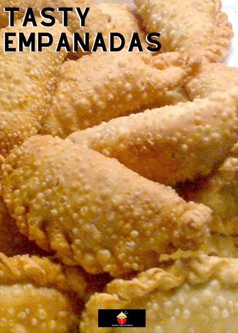 Empanadas Recipe Dough, Easy Empanadas Recipe, Pastry Savory, Street Food Snacks, Beef Empanadas Recipe, Empanada Dough, Party Food Easy, Homemade Fried Chicken, Homemade Pastry