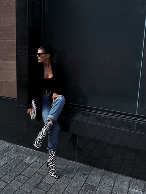 Zebra Print Boots Outfit, Zebra Boots Outfit, Print Boots Outfit, Zebra Boots, Black Boots Outfit, Boots Outfit Ankle, Ootd Inspo, Boot Print, Winter 2024