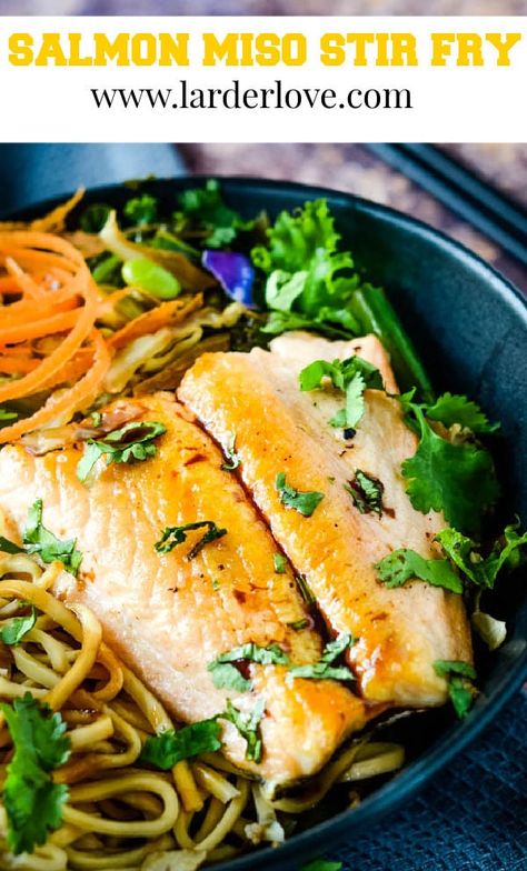 Salmon Miso Stir Fry Miso Stir Fry, Best Stir Fry Recipe, Salmon Stir Fry, Salmon Soy Sauce, Salmon Bowl, Easy Stir Fry, Fried Salmon, Salmon Pasta, Crusted Salmon