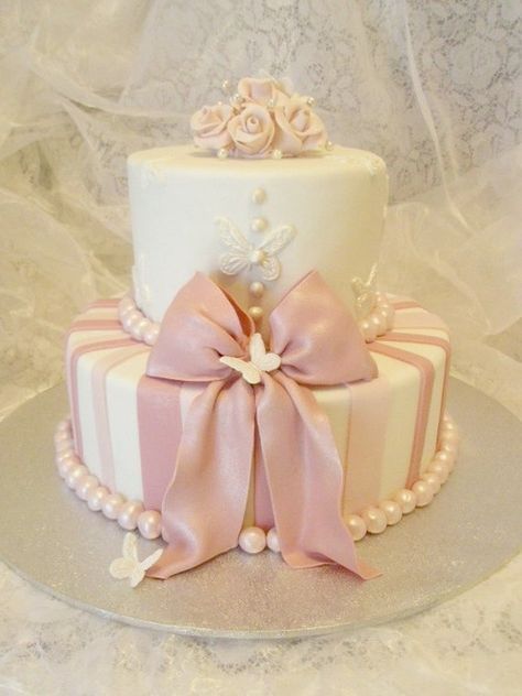 🍰 Vintage Pasta, Bows And Pearls, 70th Birthday Cake, Wedding Cake Roses, 60th Birthday Cakes, Bridal Shower Cakes, Birthday Cakes For Women, 50th Birthday Cake, Cakes For Women