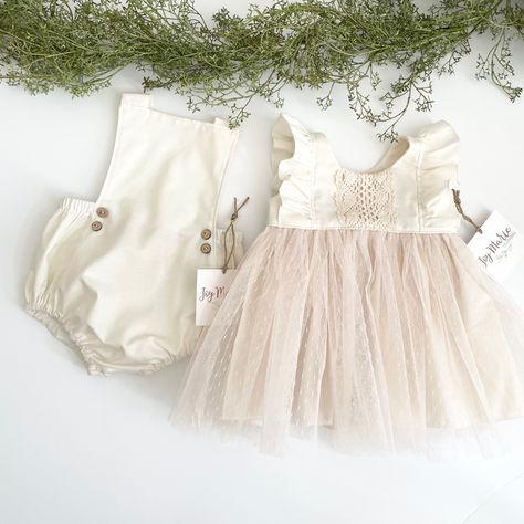 Boho style tulle dress, baby boy romper, cake smash outfit Twin Cake Smash, Girl Birthday Outfit, Twins Boy, Cake Smash Outfit Girl, Cake Smash Outfit Boy, Smash Cake Girl, Boho Birthday, Birthday Girl Outfit, Cake Smash Outfit