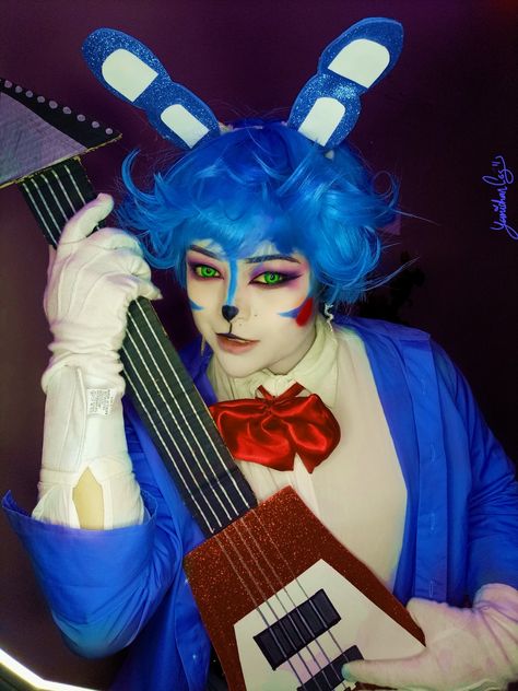 Toy Bonnie cosplay halloween fnaf fnaf Freddy maquillaje pupilentes Bonnie chica Freddy's Michael afton William afton chica Foxy glamrockfreddy Bonnie Fnaf Cosplay, Toy Bonnie Cosplay, Bonnie Cosplay, Fnaf Makeup, Bonnie Costume, Fnaf Cosplays, Cosplay Fnaf, Oc Rpg, Fnaf Cosplay