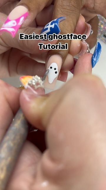 Scream Nail Tutorial, Ghost Face Nails Tutorial, Ghostface Nails Tutorial, Easy Ghostface Nails, Scream Nail Designs, Horror Movie Nails, Nail Designs Tutorial, Ghost Face, Ghost Faces