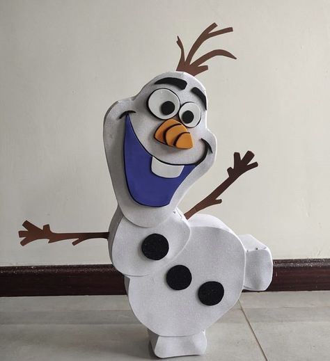 Olaf Diy, Olaf Snowman, Disney Olaf, Making Paper Mache, Ideas Navideñas, Hello Welcome, How To Make Paper, Christmas Wrapping, Kids Education