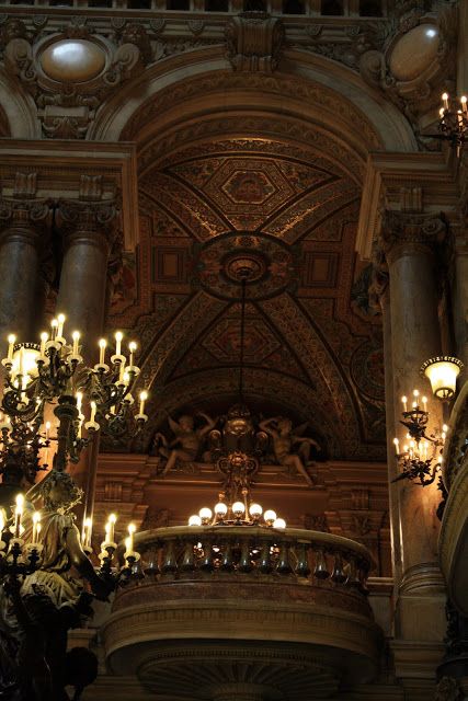 Opera Balcony, Ballroom Balcony, The Phantom Of The Opera Aesthetic, Phantom Of The Opera Wedding, Phantom Of The Opera Aesthetic, Phantom Aesthetic, Phantom Opera, Ballroom Aesthetic, Opera Aesthetic