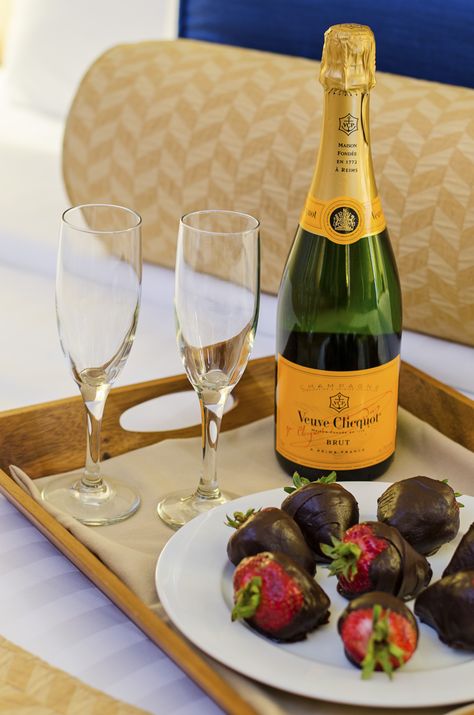 Champagne and Chocolate Covered Strawberries Champagne And Chocolate, Romantic Dinner Decoration, Guest Service, Wine And Pizza, Birthday Party Checklist, Romantic Room Decoration, Champagne Chocolate, Wine Cake, Romantic Date Night Ideas