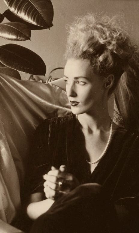 lisa gerrard Lisa Gerrard, Dead Can Dance, Nostalgic Images, Che Guevara, The Dreamers, Beautiful People, Historical Figures, Couple Photos, Concert