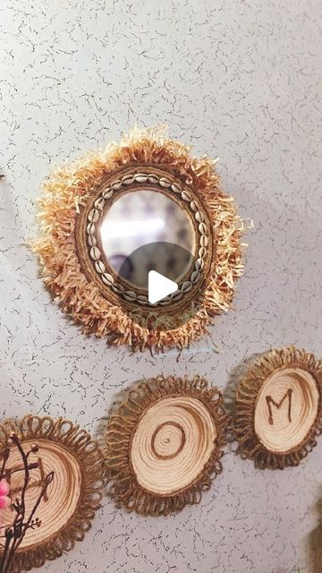 Diy Mirror Decor, Mirror Decor Ideas, Boho Mirror, Mirror Ideas, Instagram Diy, Diy Mirror, Boho Diy, So Beautiful, Mirror Decor