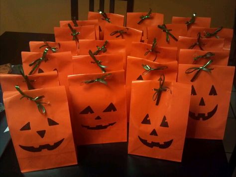 Halloween goody bags- i made these for the 2nd grade class Halloween Gift Bags For Kids School, Halloween Birthday Goodie Bags, Preschool Halloween Goodie Bags, Halloween Goody Bags For Kids, Halloween Candy Bag Ideas, Halloween Goodie Bag Ideas, Halloween Grab Bags, Halloween Goody Bags, Halloween Treat Bags Diy