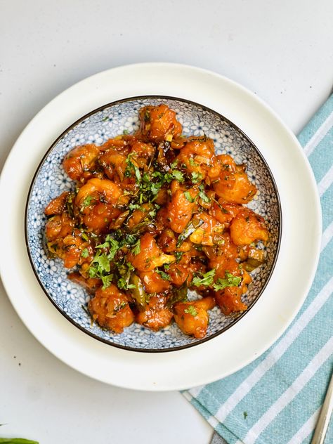 Gobi Manchurian Gobi Manchurian Recipe, Easy Indian Snacks, Manchurian Dry, Gobi Manchurian, Manchurian Recipe, Red Chili Sauce, Sweet And Spicy Sauce, Fried Cauliflower, Vegetarian Snacks