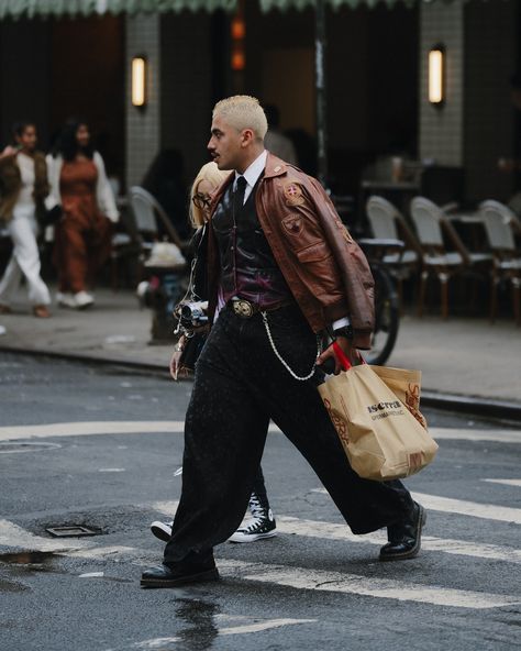 NEW YORK FASHION WEEK – Day 1 & 2 Tried to do the shows again but the streets kept calling my name 🤣 - #nyfw #sohonyc #newyorkfashionweek #summerinnewyork #streetstyle #summerinnyc Summer In Nyc, Soho Nyc, Men Street, New Wardrobe, New York Fashion Week, The Streets, New York Fashion, Osaka, My Name