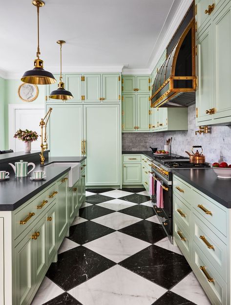 Kitchens - ELLE DECOR Maximalist Kitchen, Parisian Kitchen, Houston Design, Townhouse Designs, Style Deco, Elle Decor, Kitchen Lighting, Dream Kitchen, House Inspiration