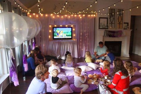 Movie Night Birthday Party Ideas | Photo 1 of 32 Indoor Movie Night Party, Pijamas Party Ideas, Soirée Pyjama Party, Girls Hangout, Indoor Movie Night, Ideas Sleepover, Pajamas Purple, Birthday Movie Night, Birthday Gala