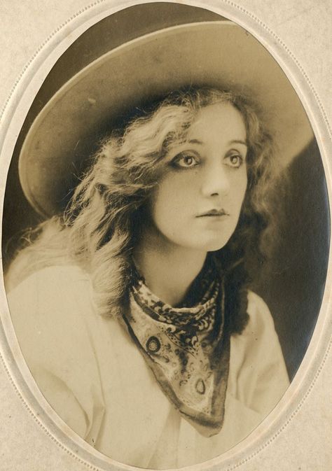 camille pastorfield - Google keresés | ACTORS | Pinterest ... Cowboy Photography, Into The West, Silent Film Stars, Cowgirl Art, Western Aesthetic, Vintage Cowgirl, Silent Movie, Vintage Portraits, Silent Film