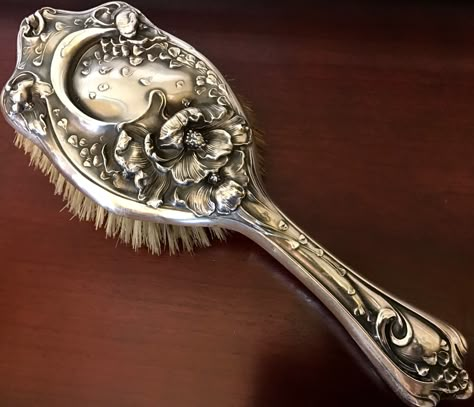 Unger Bros Antique Art Nouveau Sterling Silver Floral Hair Brush Vintage Hair Brush Aesthetic, Goth Bathroom, Antique Hairbrush, Antique Handheld Mirror, Antique Mirror Handheld, Gothic Bathroom, Marble Sticker, Art Nouveau Hair Comb, Art Deco Vanity