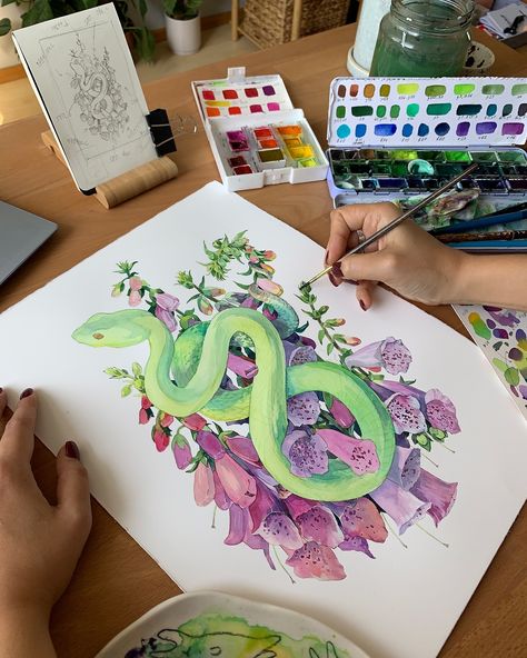 I want to show you the final result already but can’t work as fast as on my regular more simple illustrations. which is not bad at all! here is a glimpse into my thoughts while I am painting a second part of my autumnal diptych 🍂✨🐍🌘 complex illustrations take longer not only because there is more coverage area but because it involves much more decision making than in simpler one-object-illustrations. where should be the darkest leaf? If *this* leaf is light then the adjacent one should be da... Hobbies 2025, Watercolor Snake, Art Snake, Viper Snake, Simple Illustrations, Unique Drawings, Harry Potter Universe, Arte Sketchbook, Simple Illustration