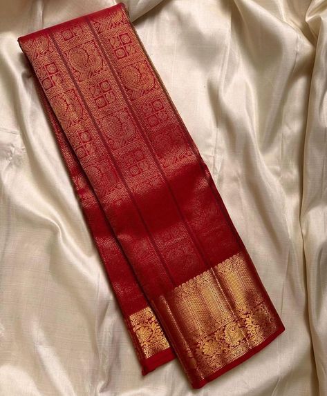 Red Bridal Kanchipuram Saree, Gold Silk Saree Indian Bridal, Red Kanchipuram Saree Bride, Red Silk Saree Kanchipuram, Kanchipuram Silk Saree Wedding Latest, Wedding Blouse Designs Bridal Collection, Red Wedding Saree, Kanchipuram Silk Saree Wedding, Silk Saree Red