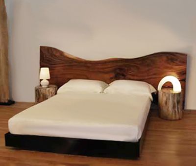 Live Edge Headboard, Live Edge Bed, Diy Wood Headboard, Bed Frame Design, Wooden Bed Design, Wooden Platform Bed, Hotel Room Design, Live Edge Furniture, King Size Headboard