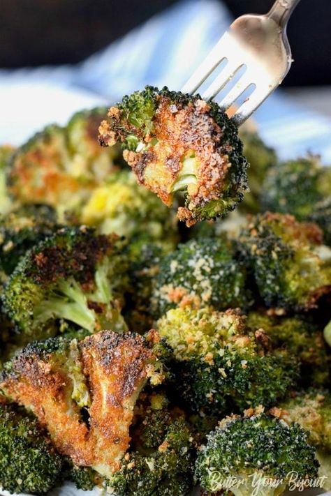 Parmesan Roasted Broccoli, Roasted Broccoli Recipe, Parmesan Broccoli, Butter Salmon, Roasted Vegetable Recipes, Broccoli Recipe, Roasted Vegetable, Delish Recipes, Roasted Broccoli