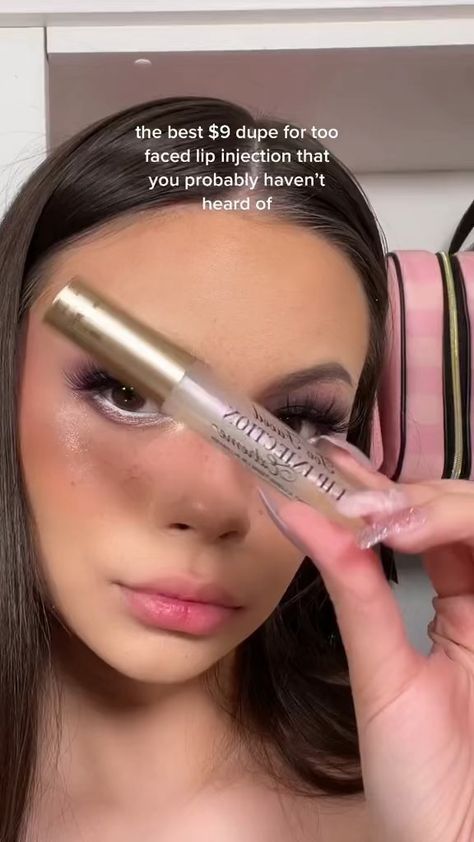 Glossy Lips Makeup, Too Faced Lip Injection, Eye Makeup Images, Makeup Is Life, Eye Makeup Pictures, Face Makeup Tips, Dope Makeup, Lips Makeup, Makeup Eye Looks