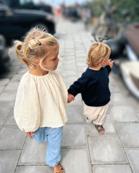 Cami Outfits, Mini Instagram, Babies Outfits, Baby Dust, Blonde Kids, Blonde Babies, Summer Outfits Kids, Toddler Rooms, Kid Clothes