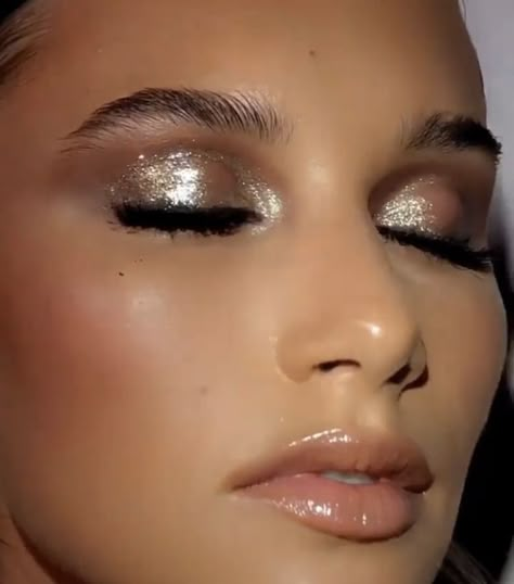 Very Easy Makeup, Fest Smink, Glittery Makeup, Smokey Makeup, Dag Make Up, Elegantes Makeup, Mekap Mata, 20 Makeup, Flot Makeup