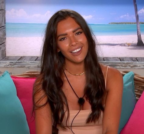 LOVE Island’s Gemma Owen has got the man she wanted after coupling up with Davide Sanclimenti. But tonight it looks like she could be about to perform a screeching U-turn. Michael Owen’s daughter is heard telling Liam Llewellyn: “Me being in a couple with him hasn’t changed how I feel about you.” Davide, 27, chose […] Gemma Love Island, Davide Sanclimenti, Gemma Owen, Confident Body Language, Michael Owen, U Turn, Island Girl, Love Island, Body Language