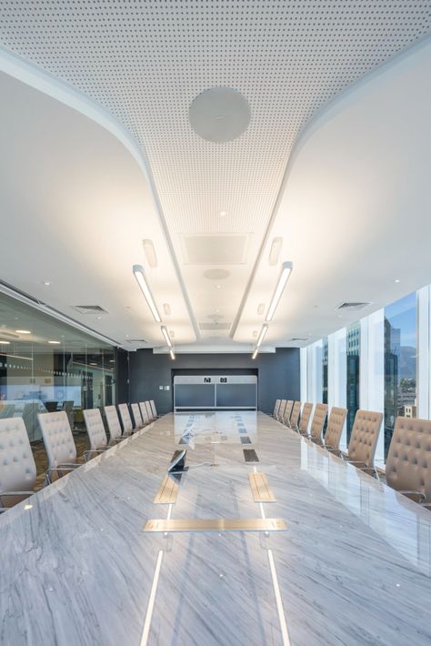 Luxury Business Office, Luxury Office Building Interior Design, Luxury Meeting Room Design Office, Business Building Interior, Luxury Office Interior Ceo, Company Meeting Room, Dream Office Luxury, Meeting Room Design Office, Ceo Company