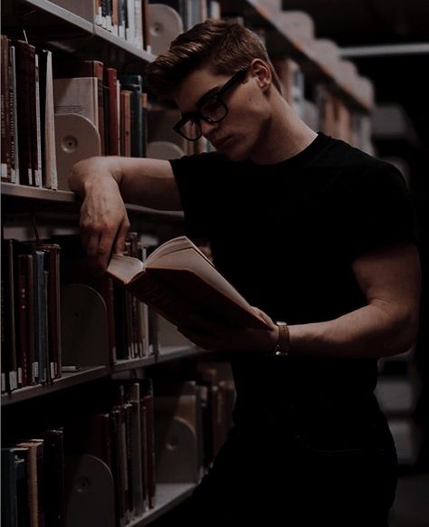 Affirmations For Teachers, Professor Aesthetic, Library Photo Shoot, Nerd Aesthetic, Nerdy Guys, Guys Read, Mens Photoshoot Poses, Library Aesthetic, Books For Boys