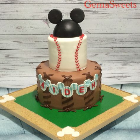 Baseball mickey first birthday cake by Gema Sweets. Mickey Mouse Baseball Party, Mickey Baseball Party, Baseball Birthday Cakes, Mickey Cake, Baseball Theme Birthday, Mickey First Birthday, Mickey Mouse Bday, Baseball First Birthday, Birthday Presents For Mum