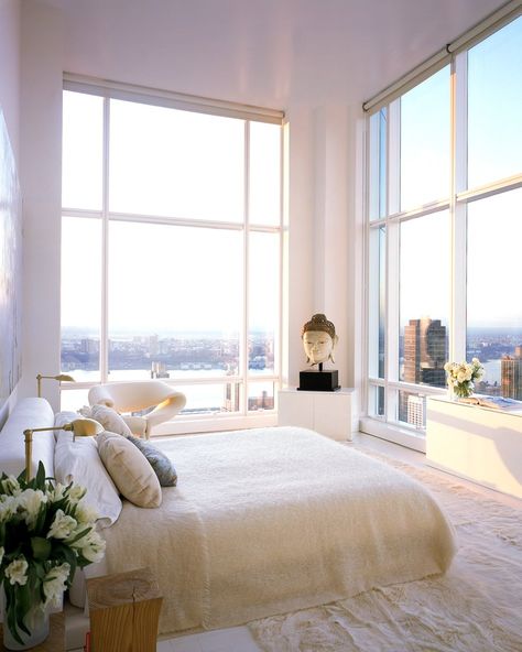 Modern Penthouse, Contemporary Bedroom Design, Modern Bedroom Interior, Modern Luxury Bedroom, White Rooms, Top Interior Designers, Home Modern, Futurism, Contemporary Bedroom