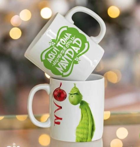 Cute Mugs, Mug Cup, Cover Photos, Cute Designs, Grinch, Tea Time, Coffee Lover, Cricut, Good Things