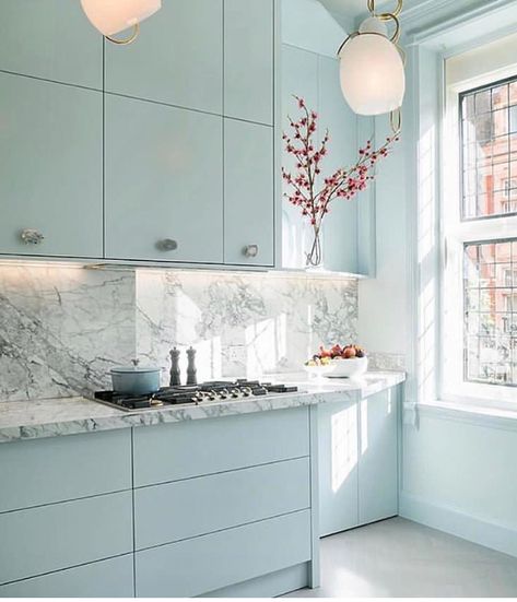 Desain Pantry, Kitchen Interior Design Decor, Kitchen Interior Design Modern, Blue Cabinets, Kitchen Design Decor, Kitchen Room Design, Kitchen Inspiration Design, Kitchen Furniture Design, Kitchen Cabinet Design