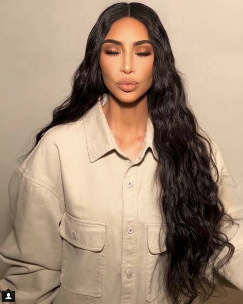 Kim Kardashian Long Wavy Hair, Kim Kardashian Hairstyles Long, Kim Kardashian Long Black Hair, Kim K Wavy Hair, Kim Kardashian Hair Long, Kim Kardashian Wavy Hair, Kardashian Long Hair, Kim Kardashian Hair Styles, Kim Kardashian Long Hair