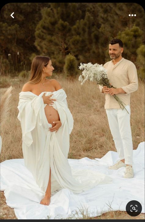 Neutrals Maternity Shoot, Boho Gender Reveal Photoshoot, Goddess Maternity Dress, Italian Summer Maternity Shoot, Maternity Session Outfit Ideas, White Boho Maternity Dress, Arizona Maternity Photoshoot, Baby Breath Maternity Shoot, Garden Of The Gods Maternity Photos