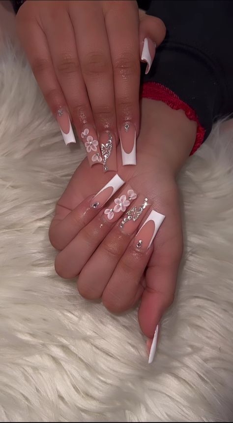 Medium Baddie Nails, Latina Nails, Simple Acrylic Nails, Unique Acrylic Nails, Square Acrylic Nails, Long Acrylic Nails, Rhinestone Nails, Nails Acrylic, Acrylic Nail Designs