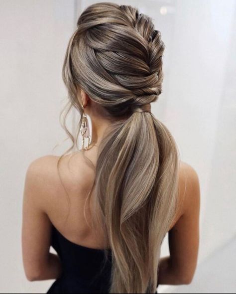 Prom Ponytail, Tail Hairstyle, Pony Hairstyles, Black Cake, Prom Hairstyles For Long Hair, Long Blonde, Low Ponytail, Party Hairstyles, Elegant Hairstyles