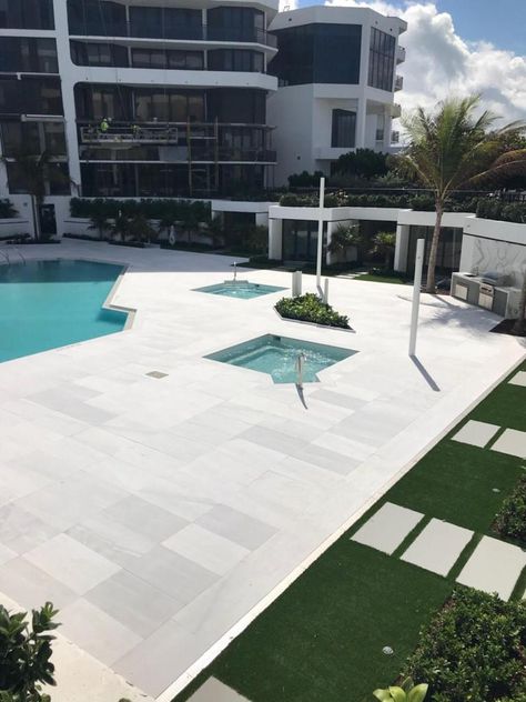 Coral Stone tiles Pool Decks and Stone Pavers: Ice White Marble White Pool Decking, Marble Pool Deck, Enclosed Pool, Marble Pool, Stone Pool Coping, Pool Material, Cocktail Pool, Tropical Pool Landscaping, Pavers Design