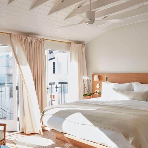 Auric Road | Hotels | Hotel Joaquin Hotel Joaquin, Boutique Hotels Design, Beachfront Hotels, Spa Like Bathroom, Robin Williams, Comfort Design, Luxury Collection, Hotel Design, Beach Hotels